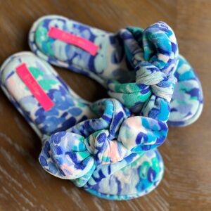 Lilly Pulitzer Slippers Knot Plush